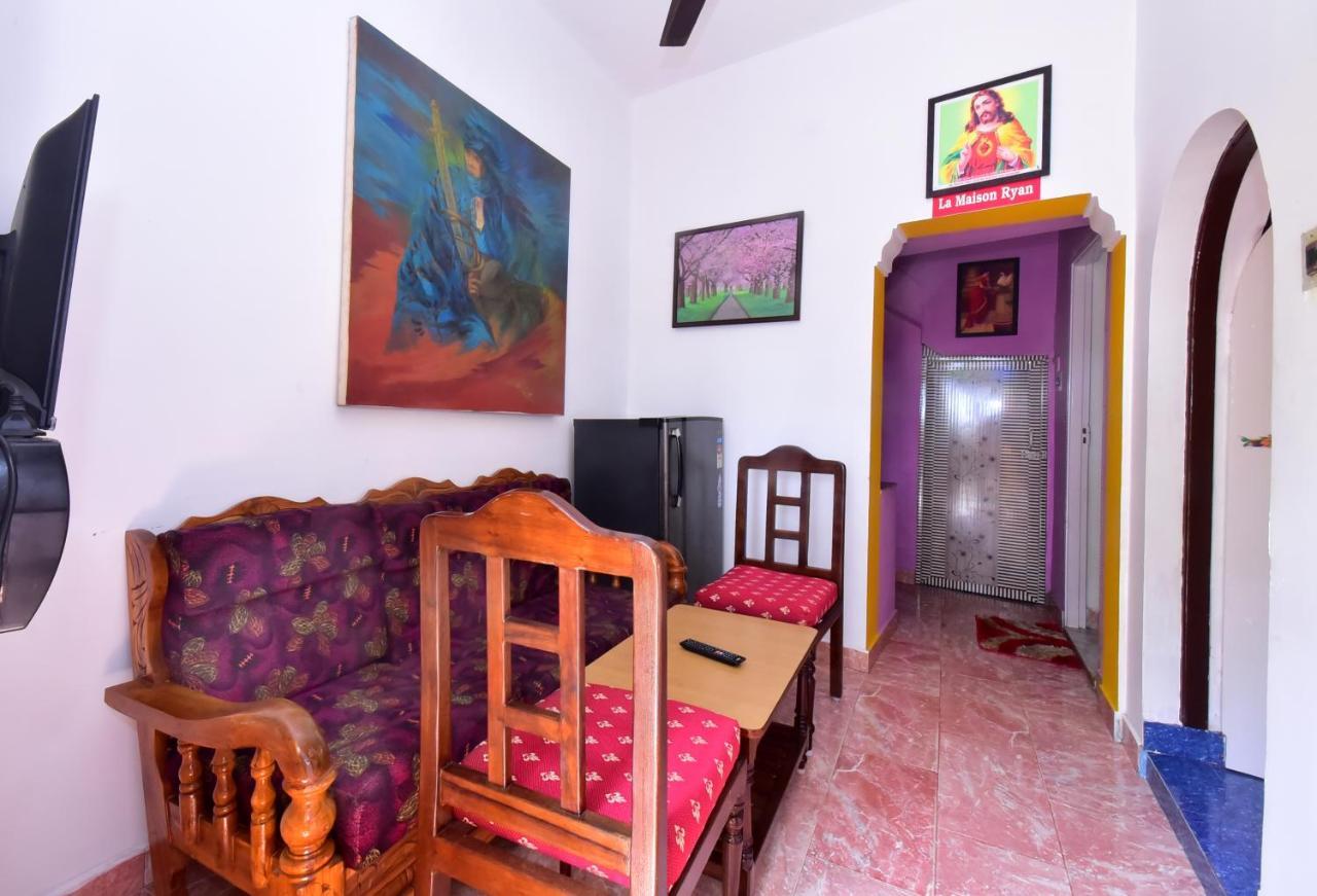 Villa Betty Beach Front Pondicherry Exterior photo